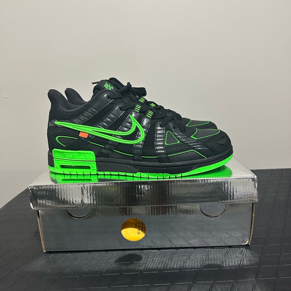 Nike Dunk- Off-White- Brand New- size 12